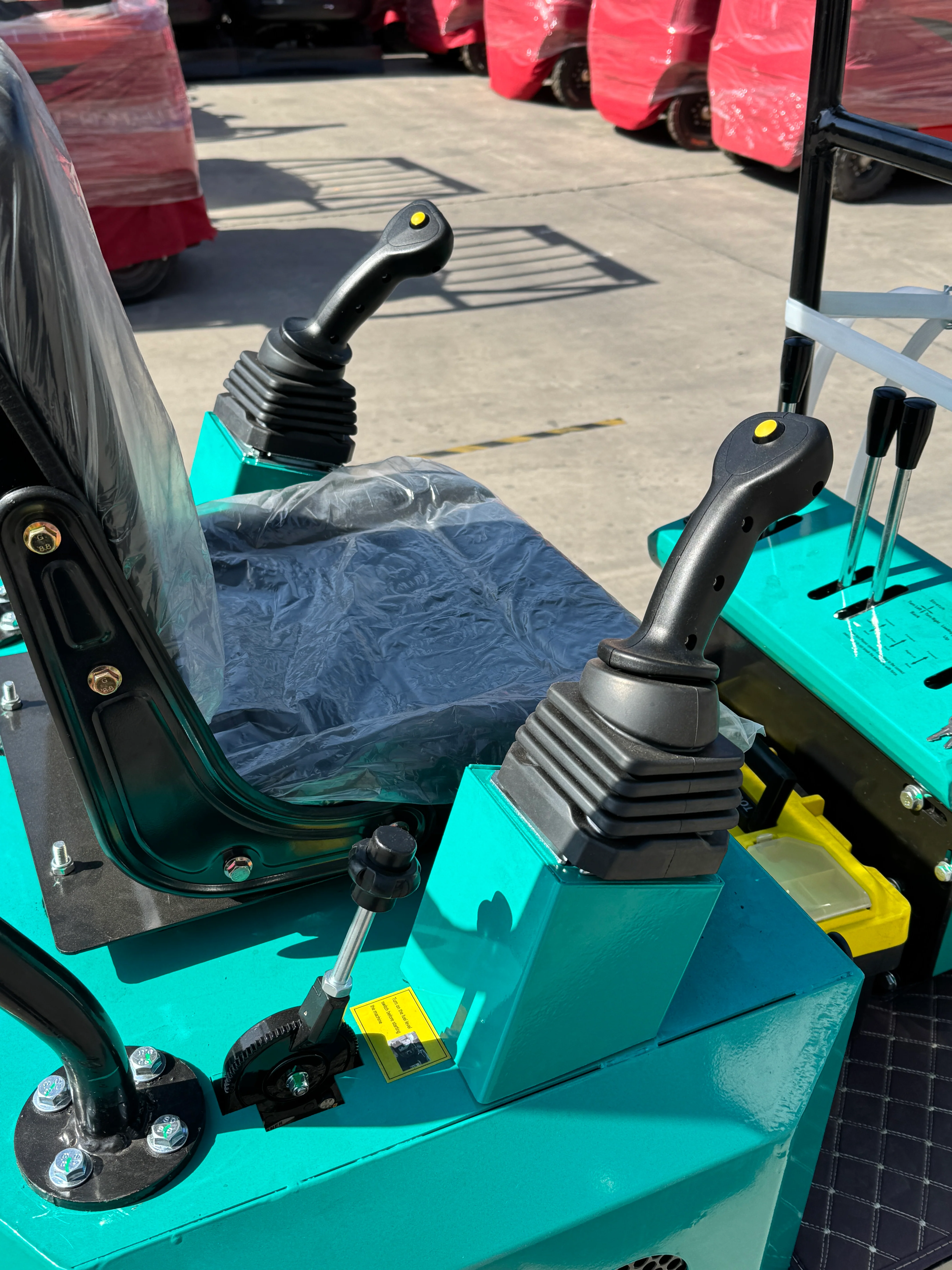 1 Ton, RATO Engine Mini Excavator | MH12RX - Image 7