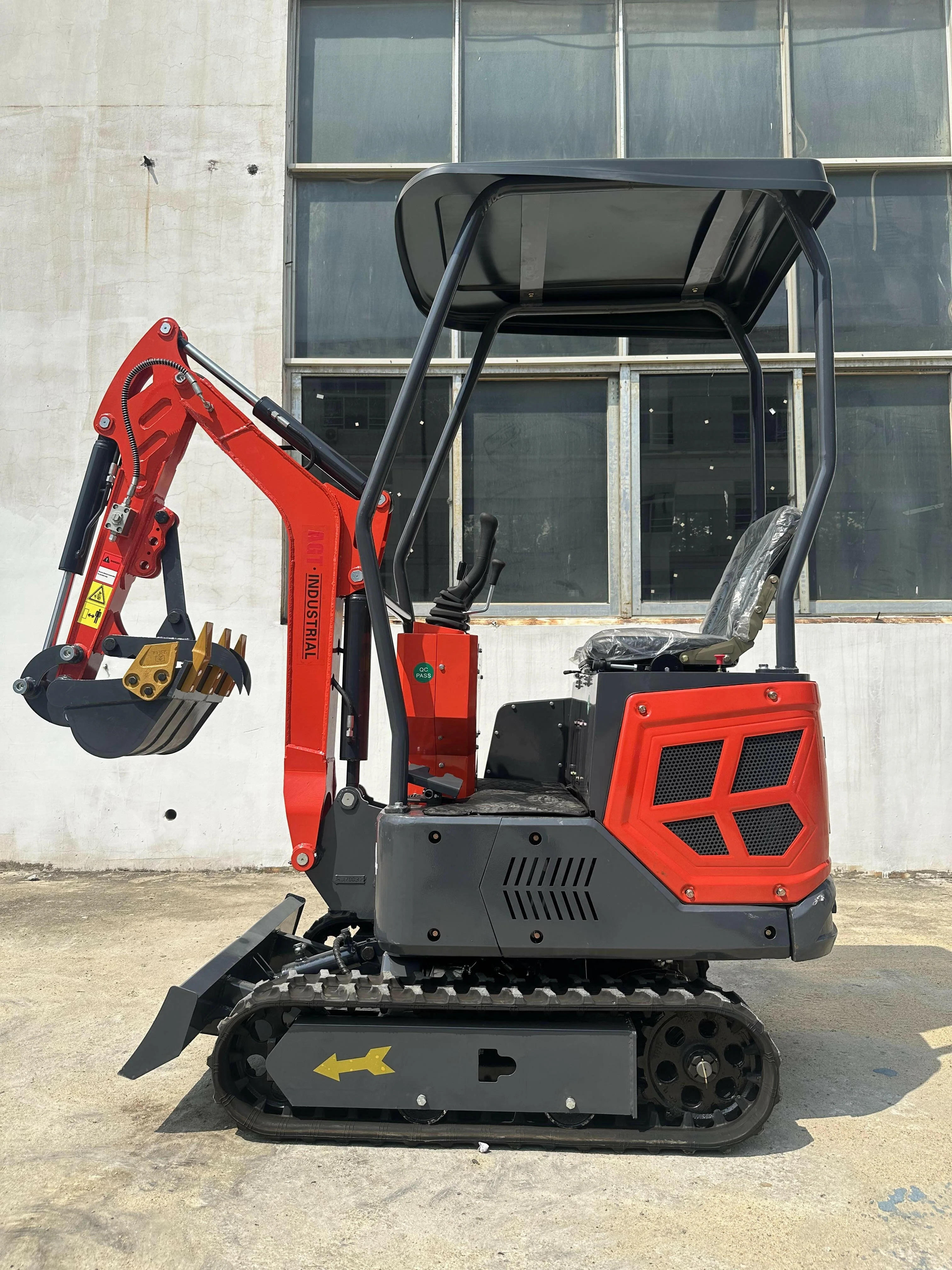 1 Ton, B&S Engine Mini & Small Excavator | AGT-DJ14 - Image 4
