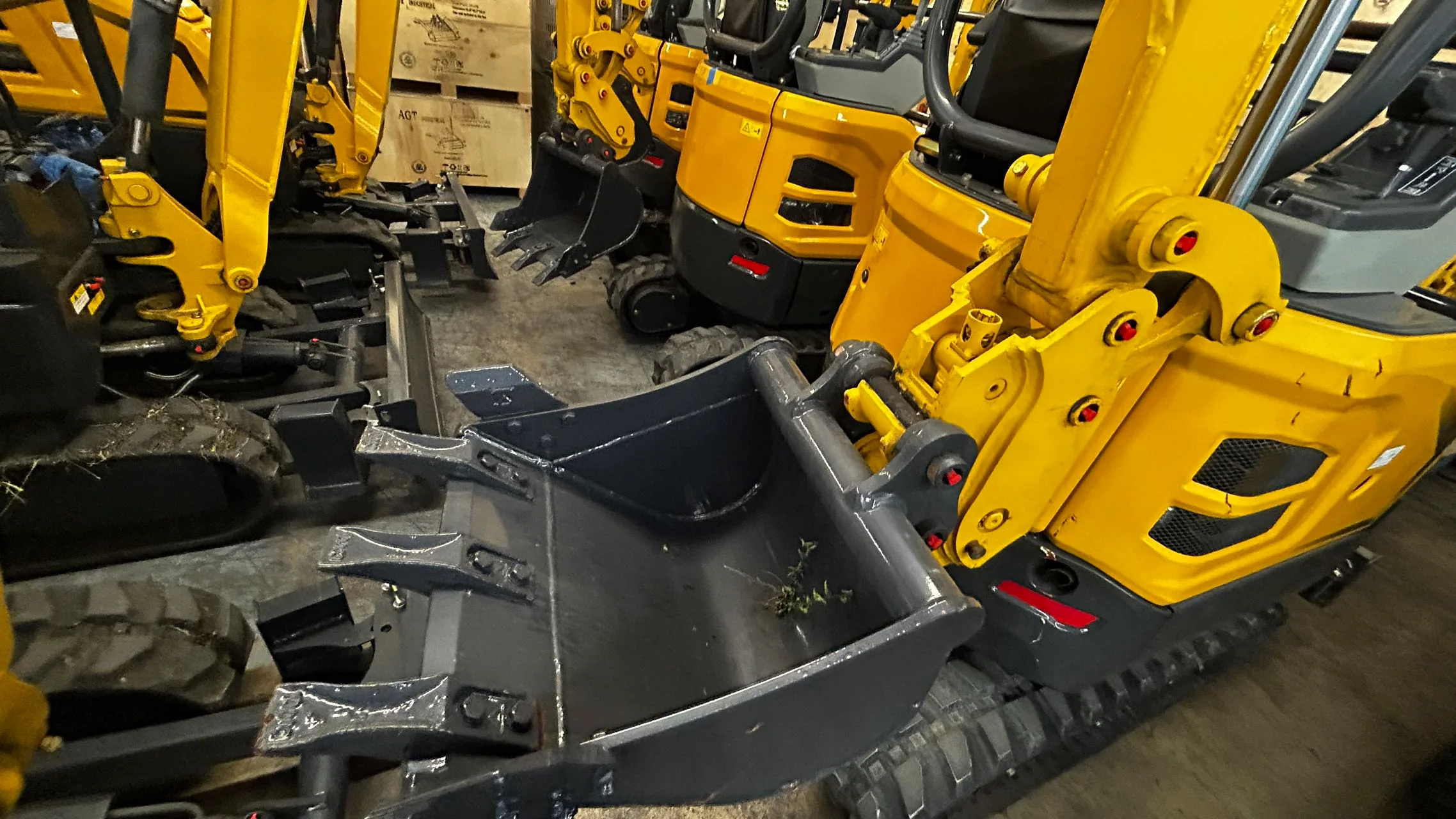 1.8 Ton, Kubota Diesel Engine Mini Excavator | AGT-SE17SR - Image 5