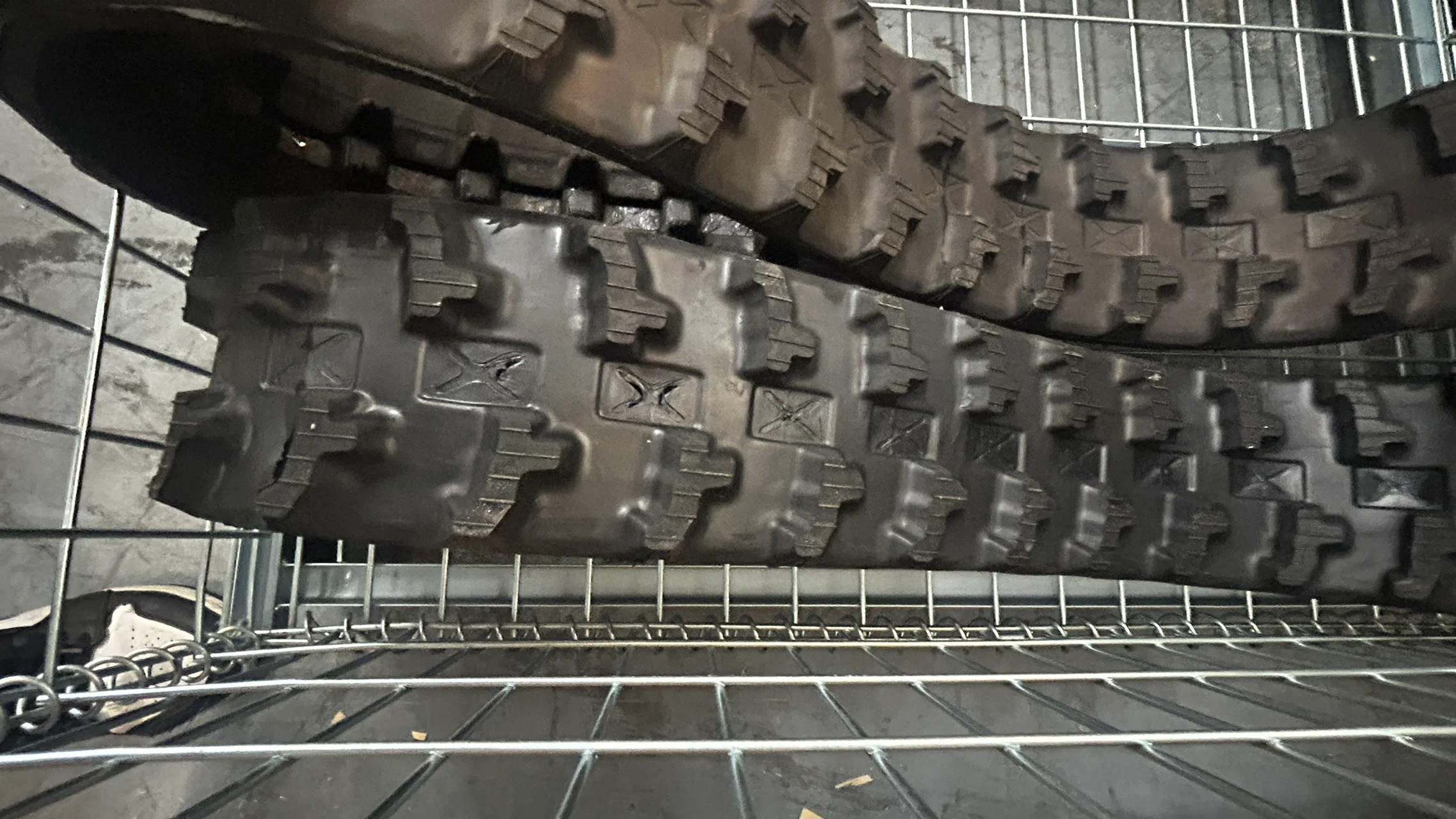 Heavy Duty Mini Skid Steers Track for YSRT14 | YSRT14LD - Image 3