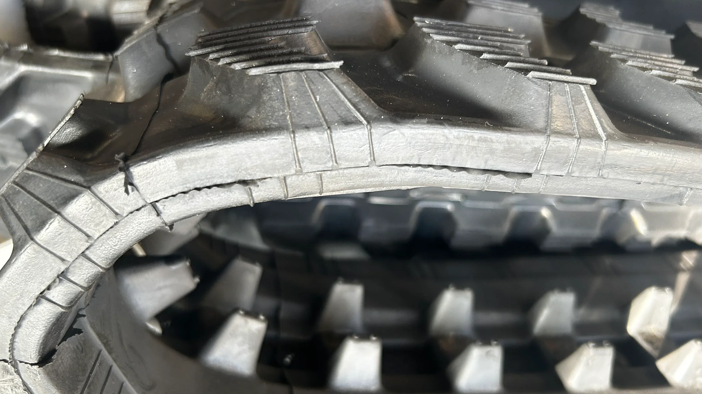 Heavy Duty Track for Mini Skid Steer CBT23 and CRT23 | CBT23LD - Image 4
