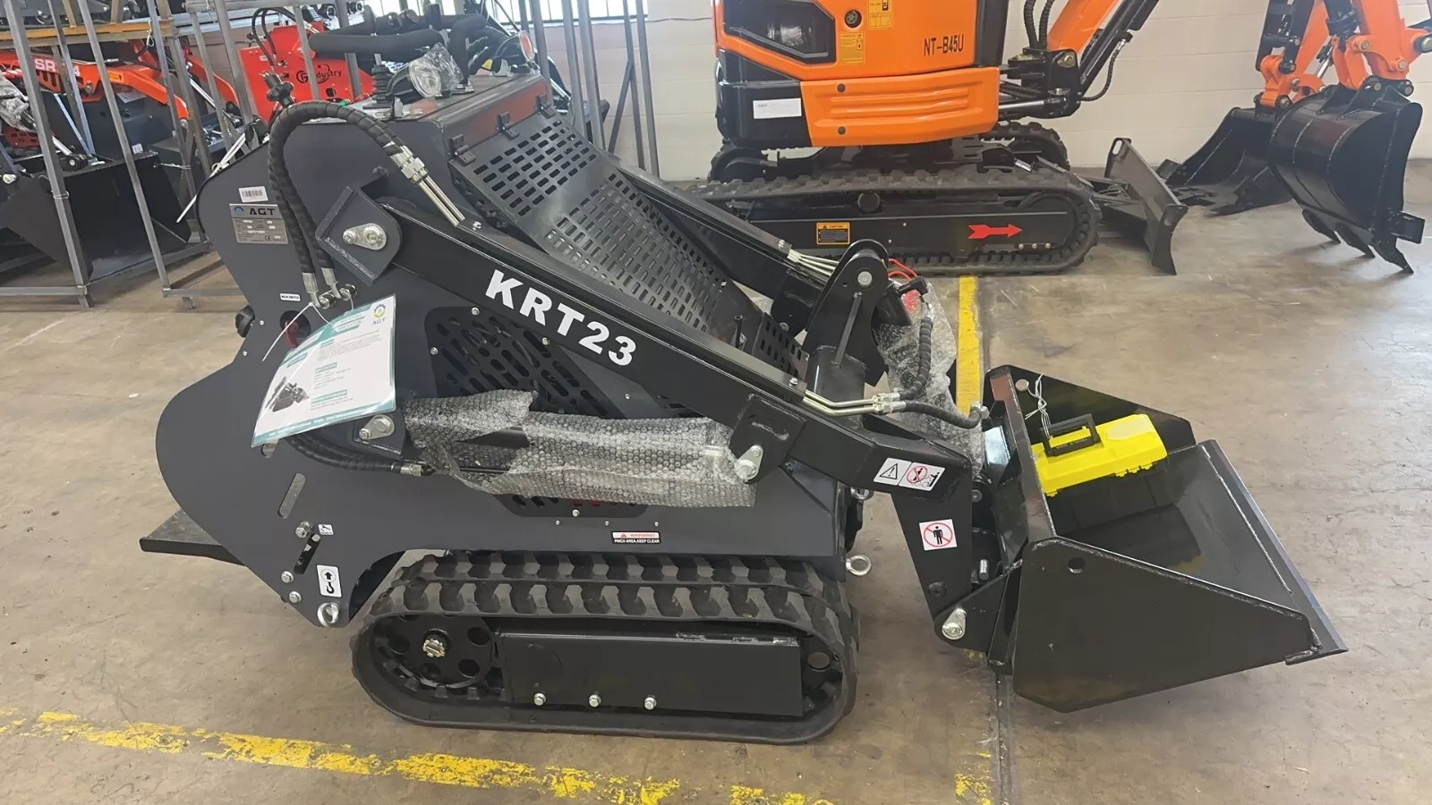 1 Ton, Mini Stand on Skid Loader Mini Crawler | CFG-KRT23 - Image 4