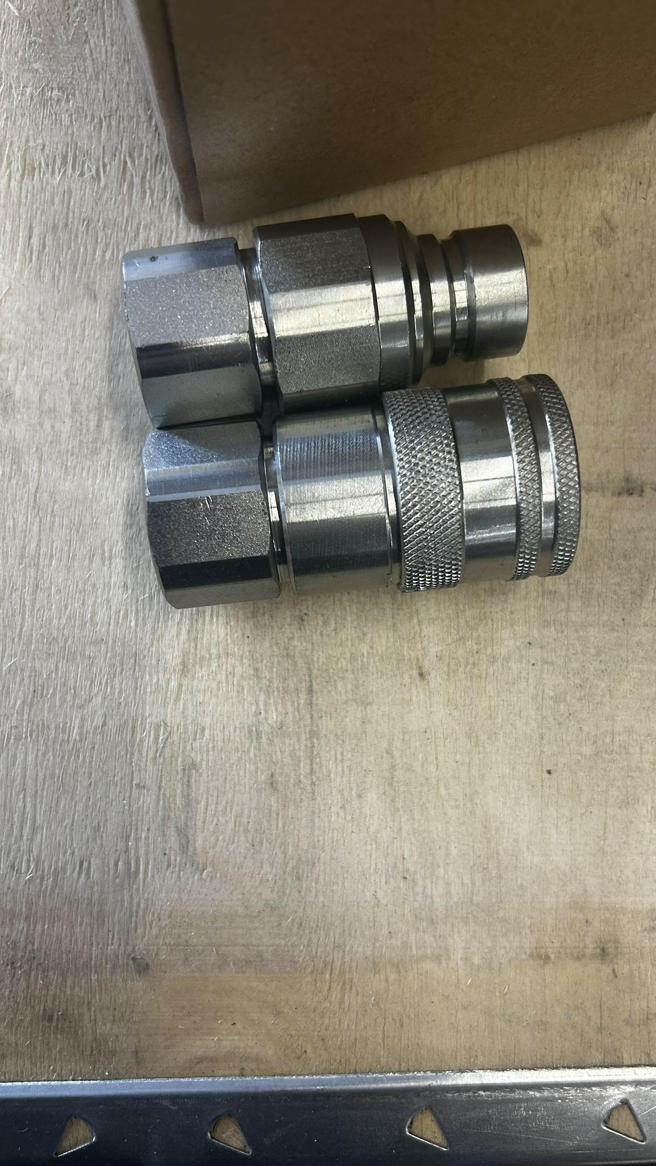 Quick Couplers for Mini Skid Steers | AGT-COUPLER - Image 5